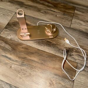 SHEIN Charging Stand